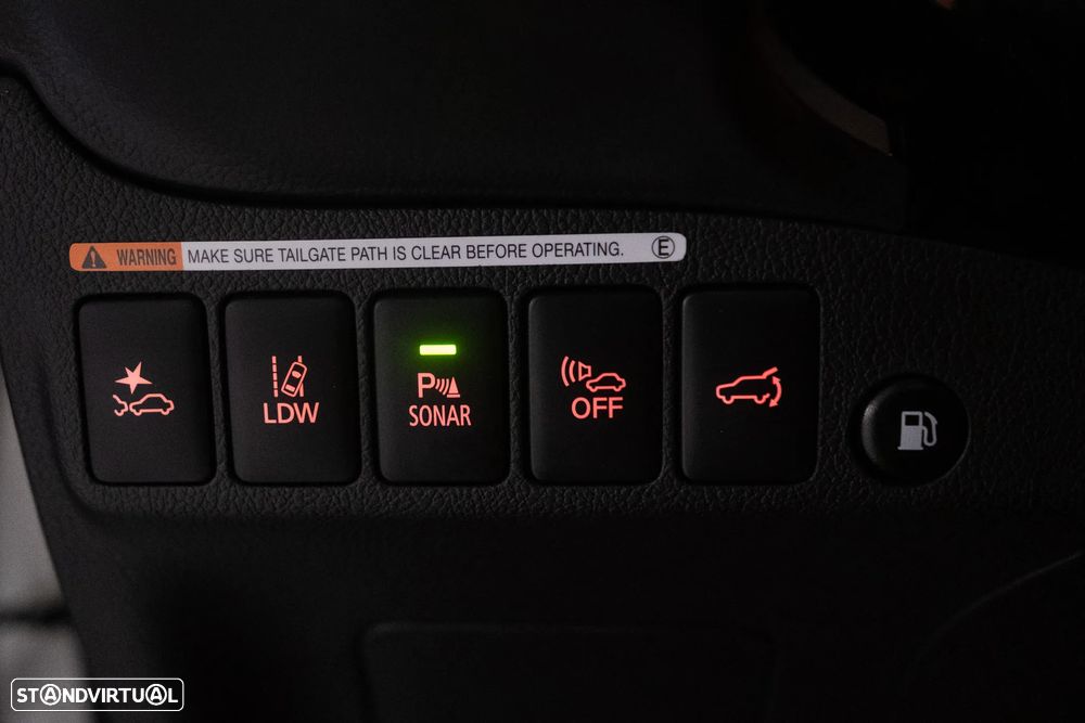 Mitsubishi Outlander - 15