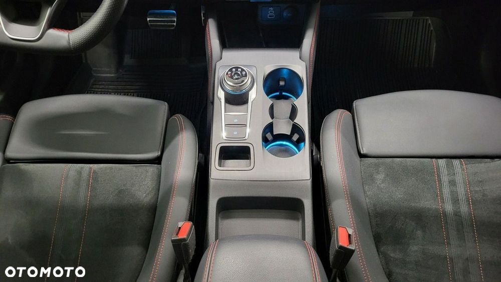 Ford Kuga - 18