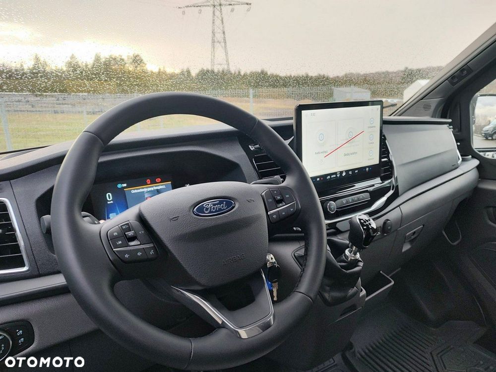 Sunlight Cliff 4x4 590 Ford z Napędem AWD 4x4 - 20