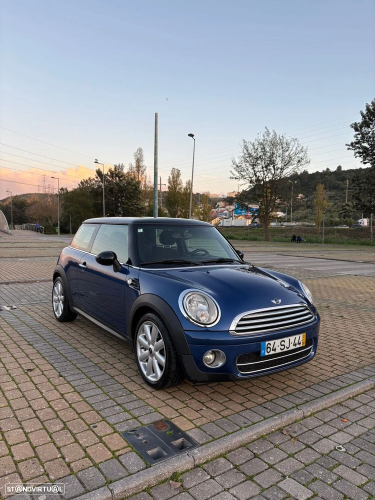 MINI 3 Portas One D - 1