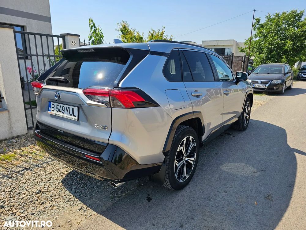 Toyota RAV4 - 5