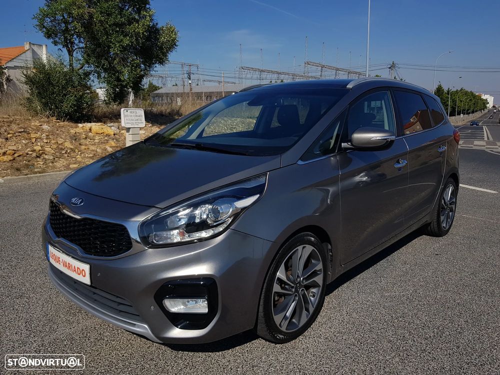 Kia Carens