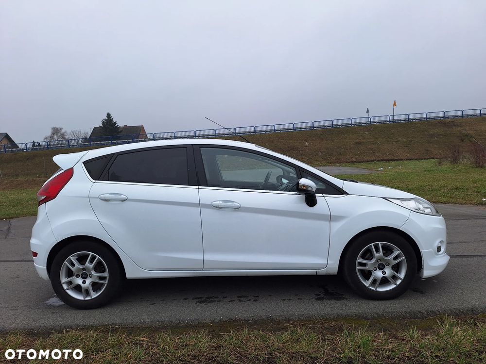 Ford Fiesta 1.6 Ti-VCT Titanium - 5