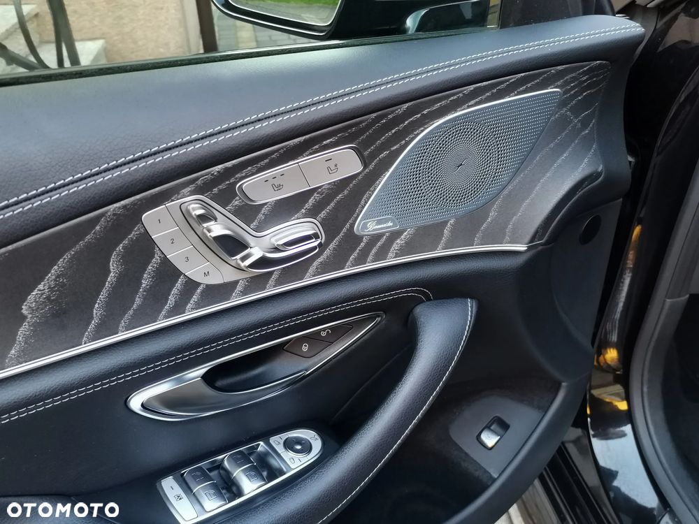 Mercedes-Benz CLS 300 d 9G-TRONIC AMG Line - 12