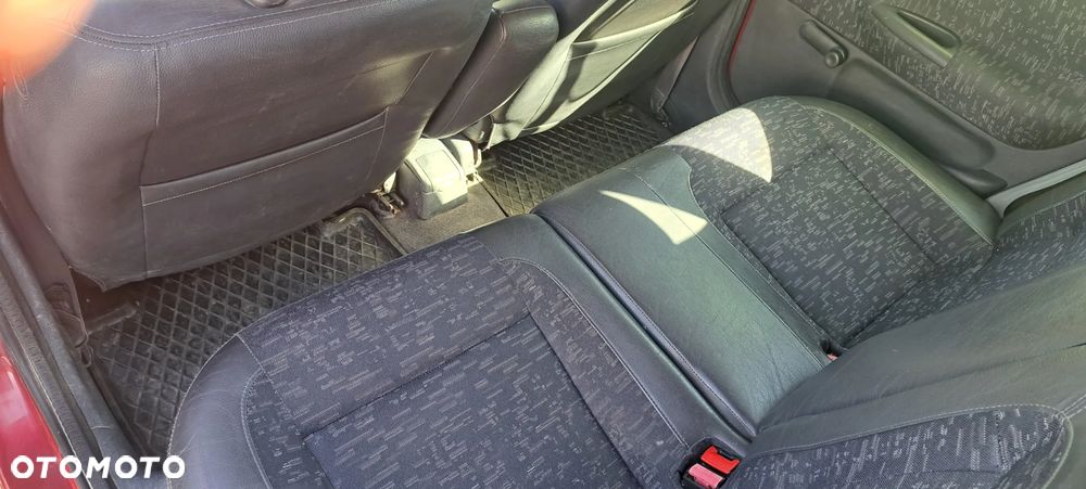 Renault Megane - 8