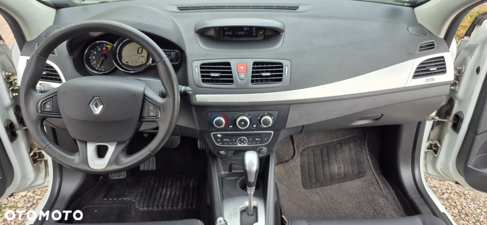 Renault Megane 2.0 16V Bose Edition CVT - 7