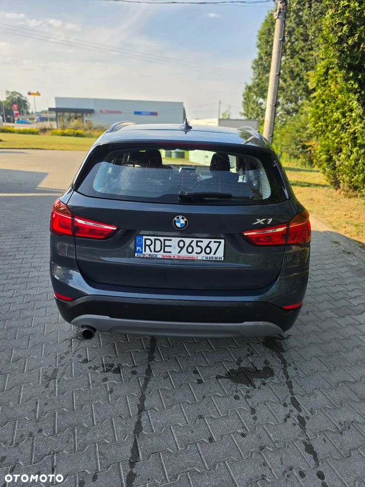 BMW X1 sDrive18i - 4