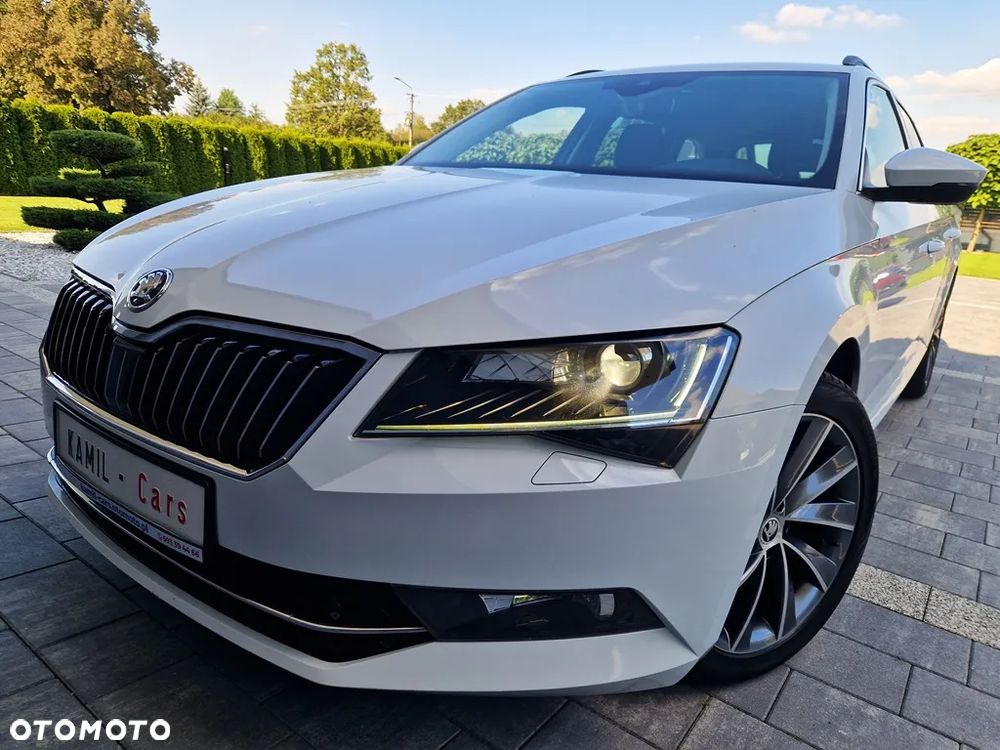 Skoda Superb Combi 2.0 TDI DSG SportLine - 39
