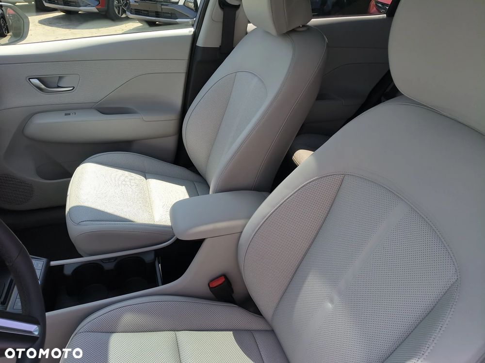 Hyundai Kona 65kWh Platinum - 27