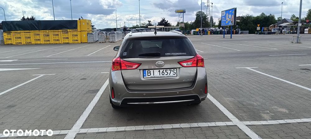 Toyota Auris - 4