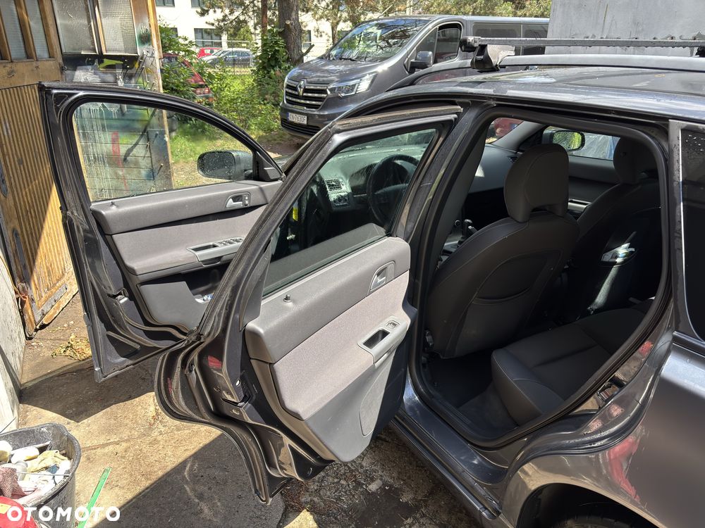 Volvo V50 - 4