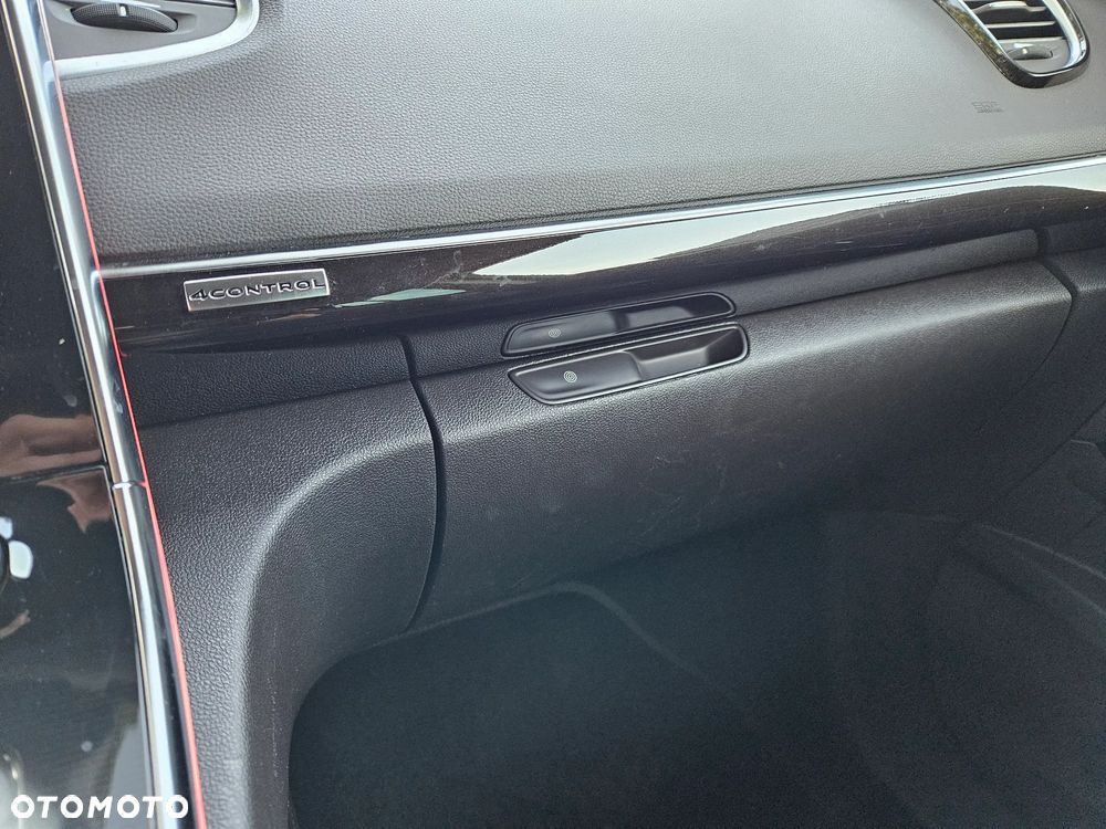 Renault Espace - 32