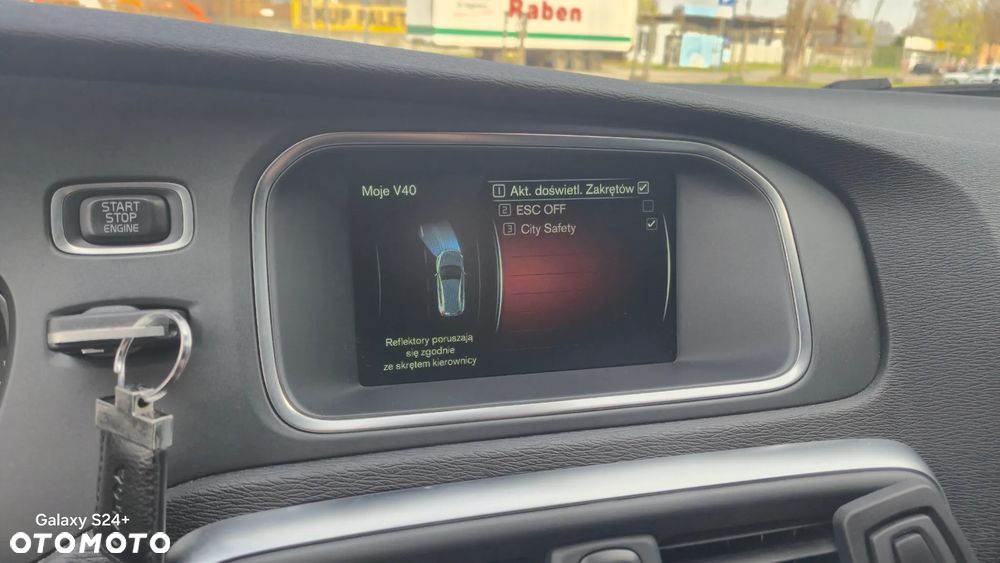 Volvo V40 Cross Country D4 Geartronic Momentum - 9