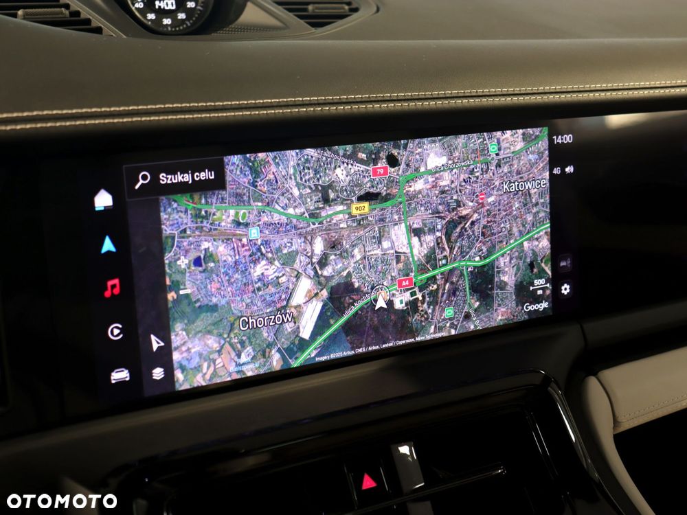 Porsche Panamera 4 E-Hybrid PHEV - 28