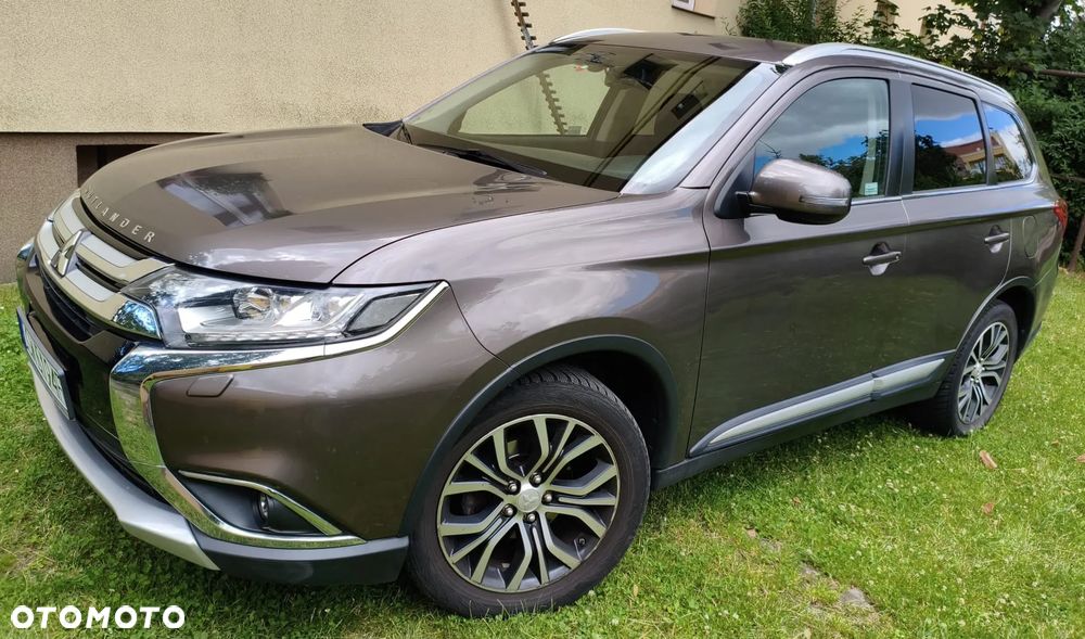 Mitsubishi Outlander 2.0 Intense + Navi 4WD CVT - 15