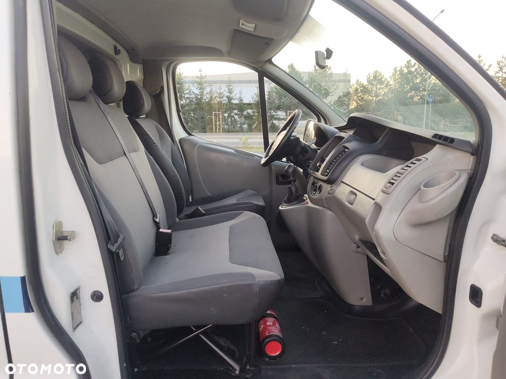 Renault Trafic - 11