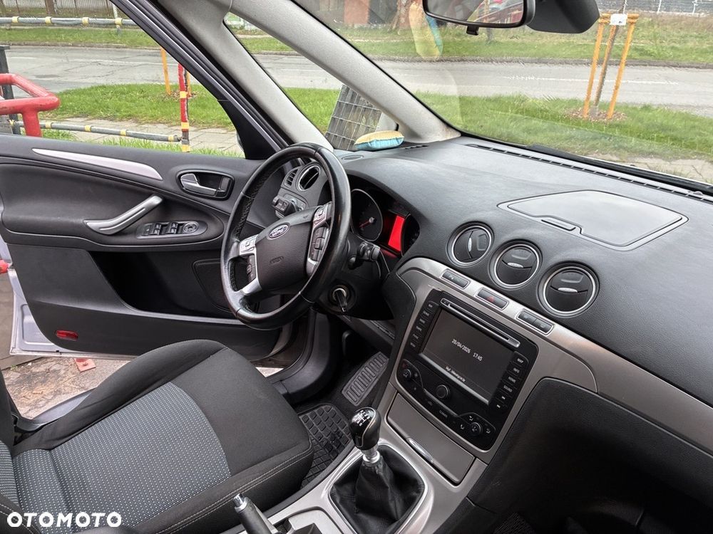 Ford Galaxy 2.0 TDCi Titanium - 15