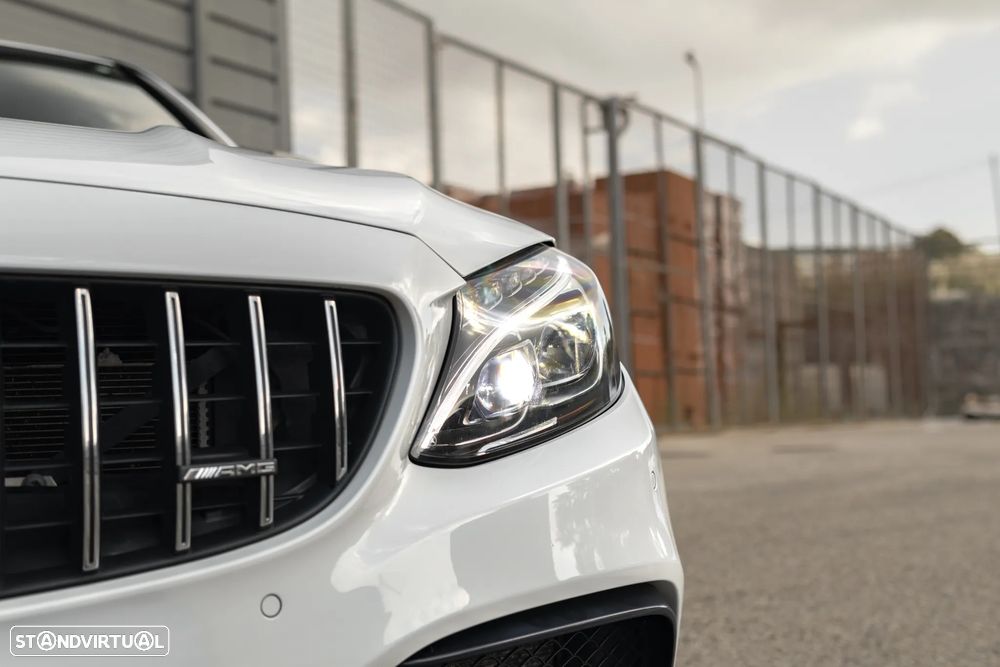 Mercedes-Benz C 63 AMG - 8