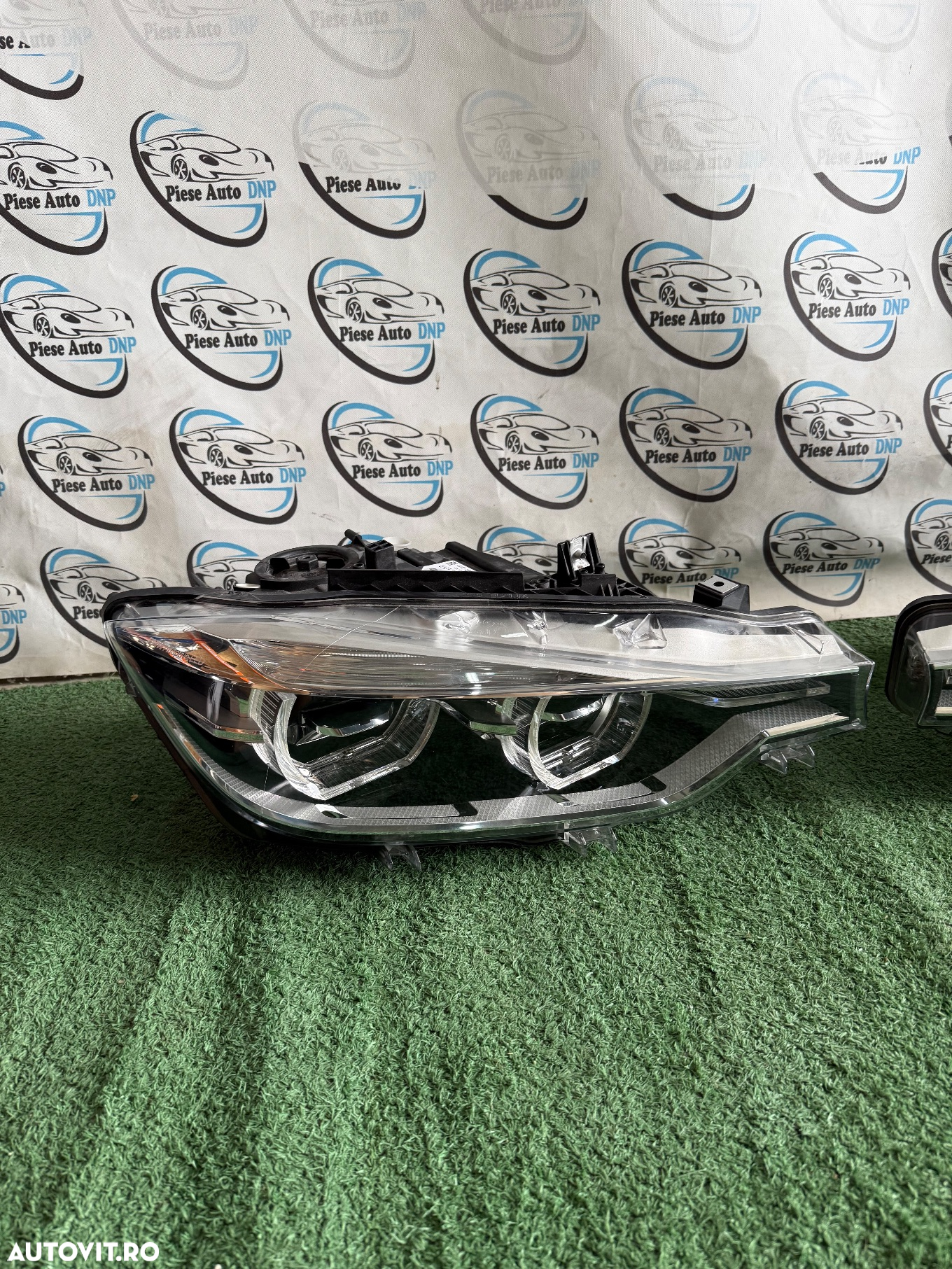 Far stanga dreapta Bmw seria 3 F30 F31 Adaptive Led - 6
