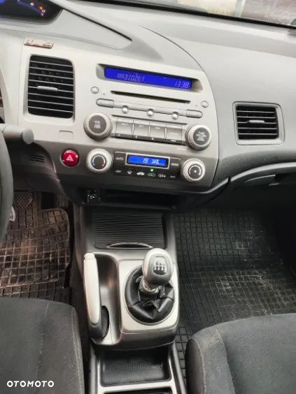 Honda Civic 1.8 Comfort - 9