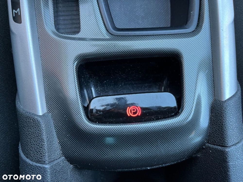 Citroën C4 e-HDi 110 EGS6 Stop/Start System Selection - 14