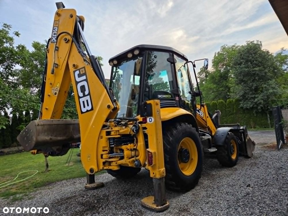 JCB 3CX - 4