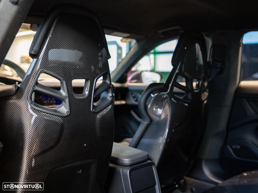 Porsche Taycan Turbo GT Weissach - 40