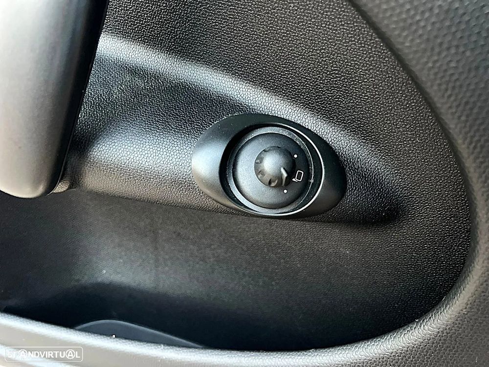 MINI Countryman One D - 11