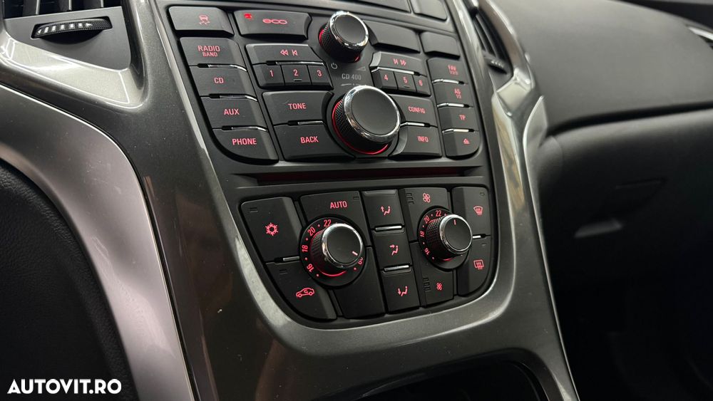 Opel Astra 1.4 Turbo ECOTEC Cosmo - 20