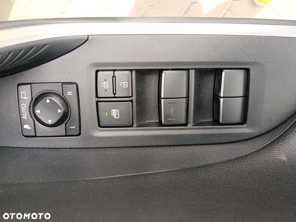 Toyota RAV4 2.5 Hybrid Executive 4x2 - 17