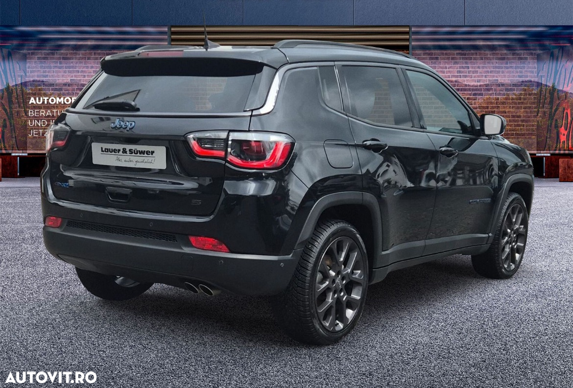 Jeep Compass - 2