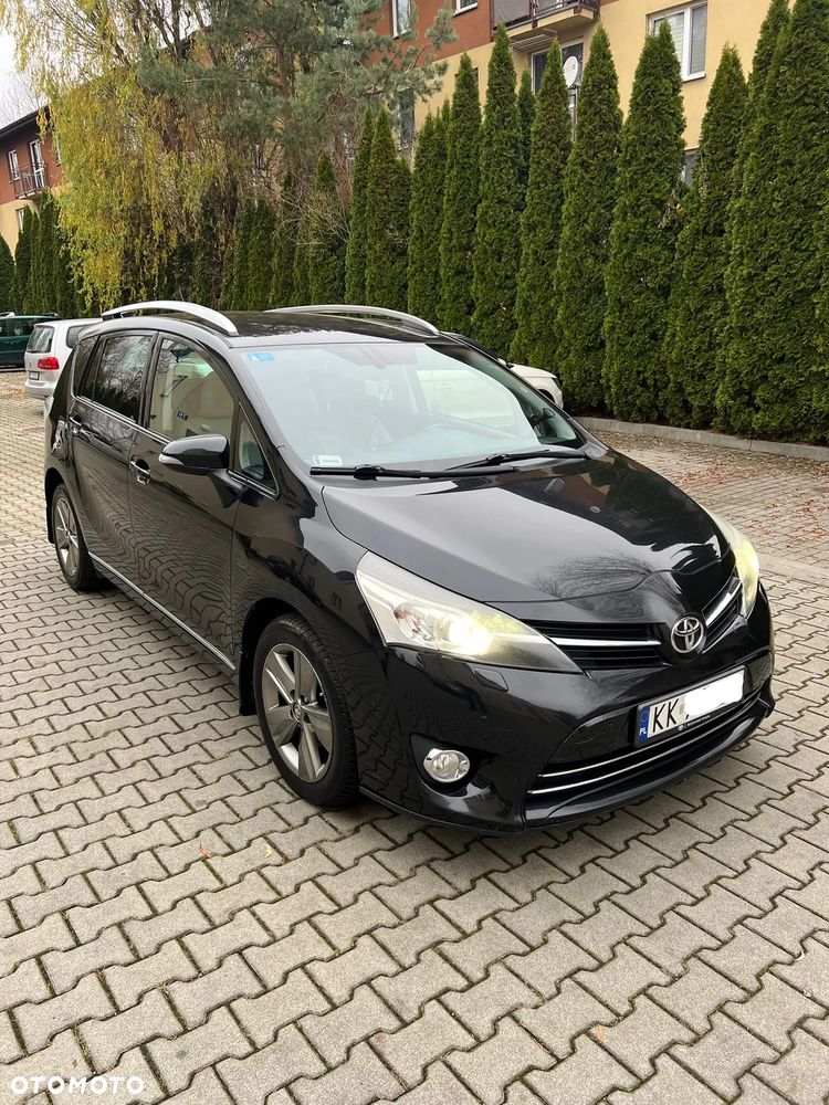 Toyota Verso 1.8 Premium 7os MS - 4