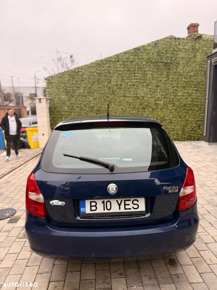 Skoda Fabia 1.2 HTP Active - 4