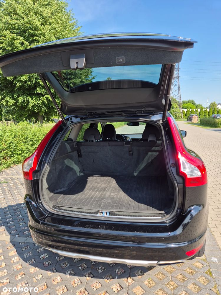 Volvo XC 60 T5 Drive-E Momentum - 17