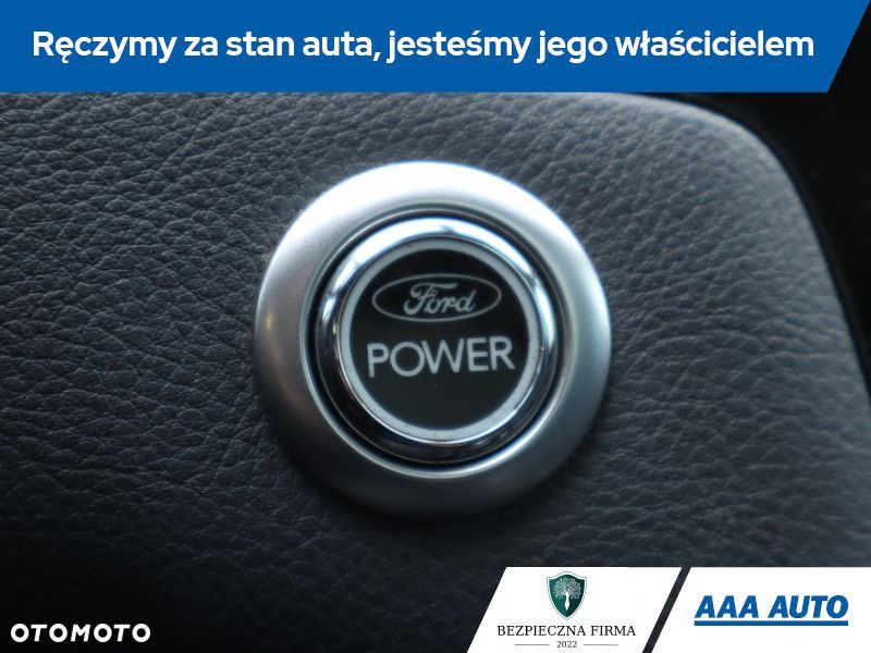 Ford S-Max - 17