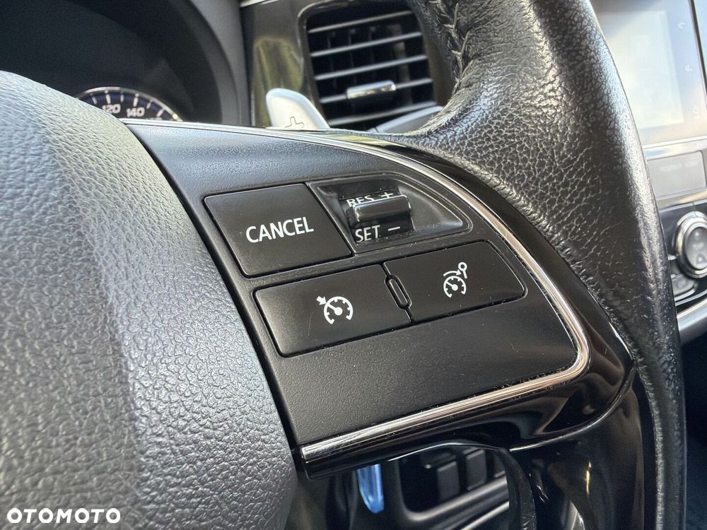 Mitsubishi Outlander 2.0 Intense 4WD CVT - 20