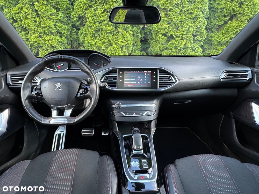 Peugeot 308 PureTech 130 EAT6 Stop & Start GT-Line Edition - 29