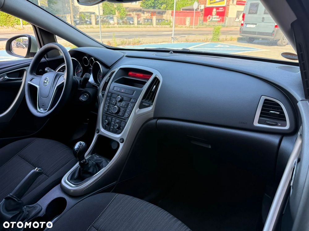 Opel Astra 1.4 Turbo - 13