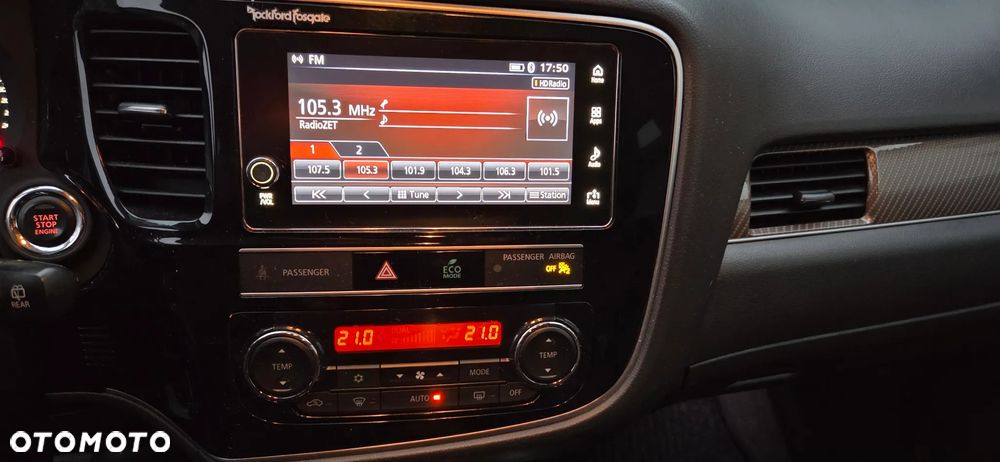 Mitsubishi Outlander - 16