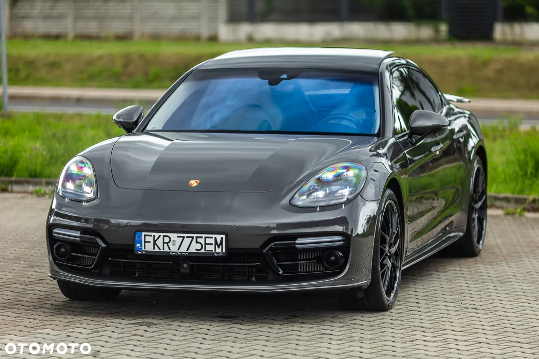 Porsche Panamera Turbo - 7