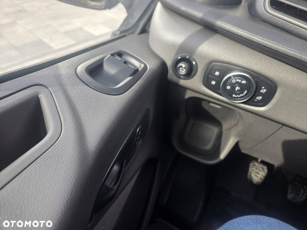 Ford Transit L3H2 Pkw VA MH Limited - 12