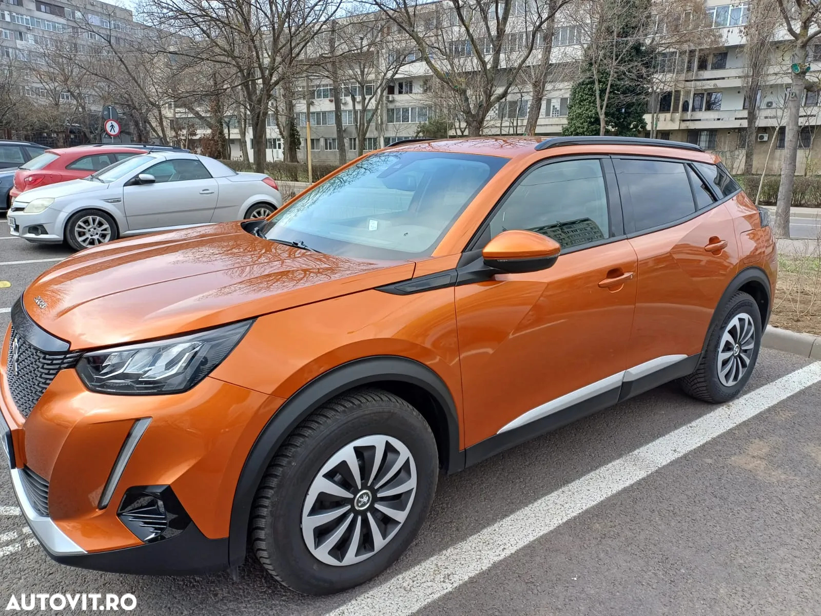 Peugeot 2008 1.2 PureTech EAT8 STT Allure Pack - 6