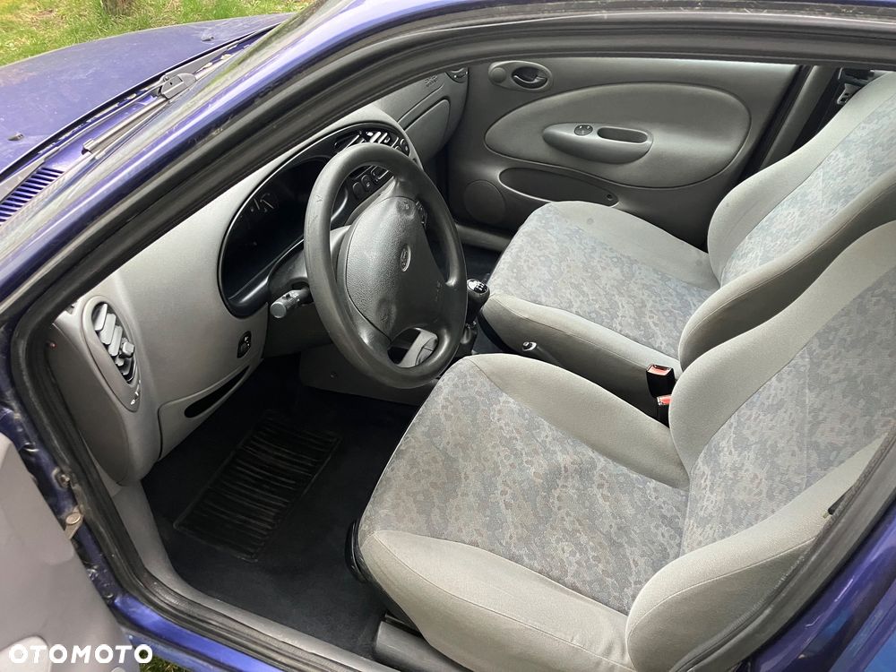 Ford Fiesta - 7