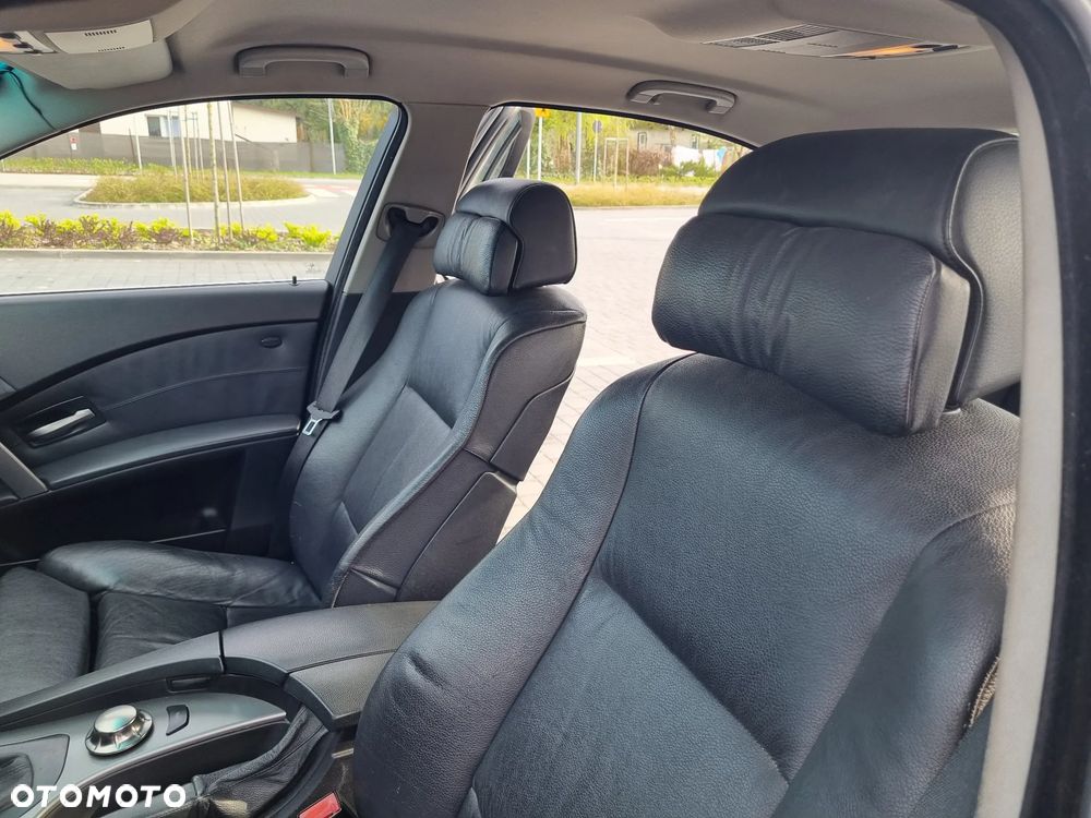BMW Seria 5 - 25