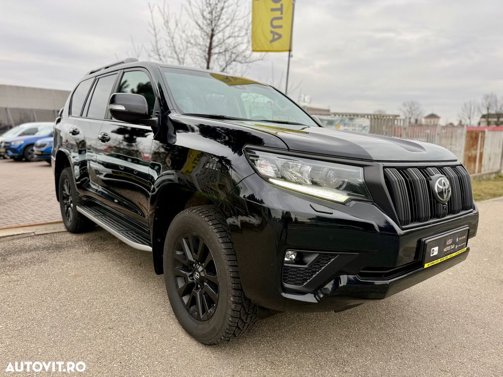 Toyota Land Cruiser 2.8l D-4D 204 CP A/T Luxury Black Matte Edition - 2