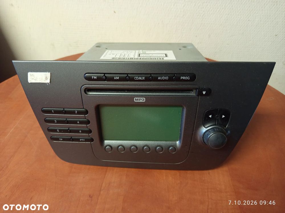 RADIO SEAT 5P1035186B