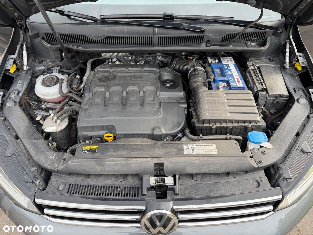 Volkswagen Touran 2.0 TDI BMT Comfortline DSG - 15