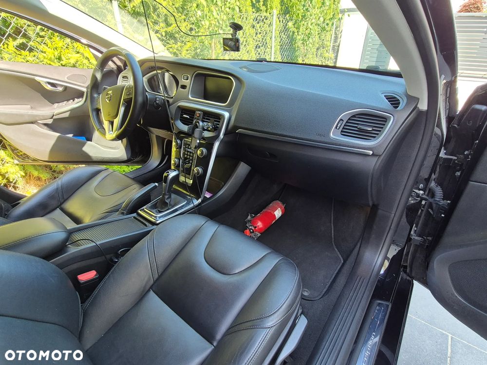 Volvo V40 D2 Inscription - 10