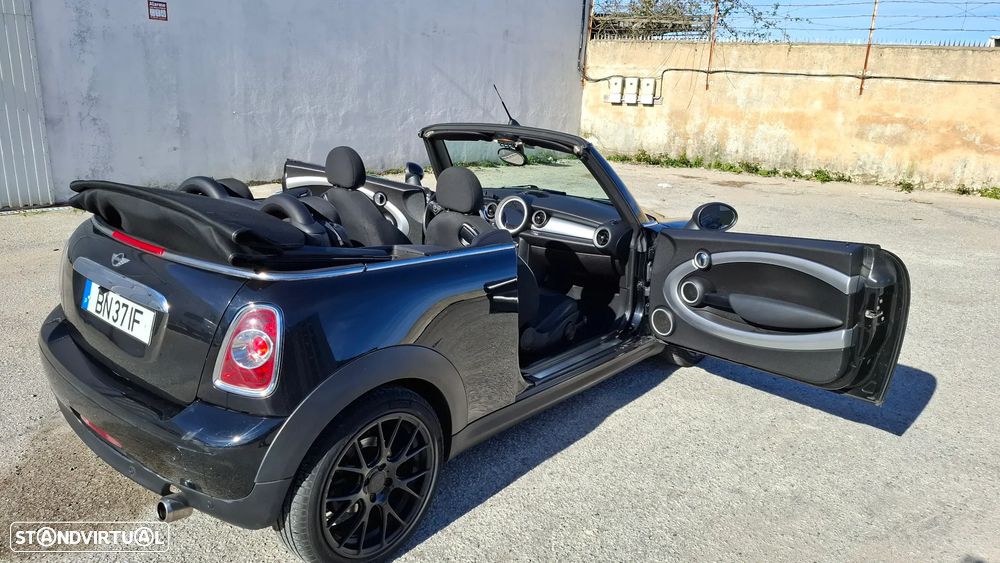 MINI Cabrio Cooper D - 13