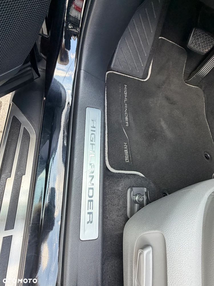 Toyota Highlander 2.5 Hybrid Executive - 14